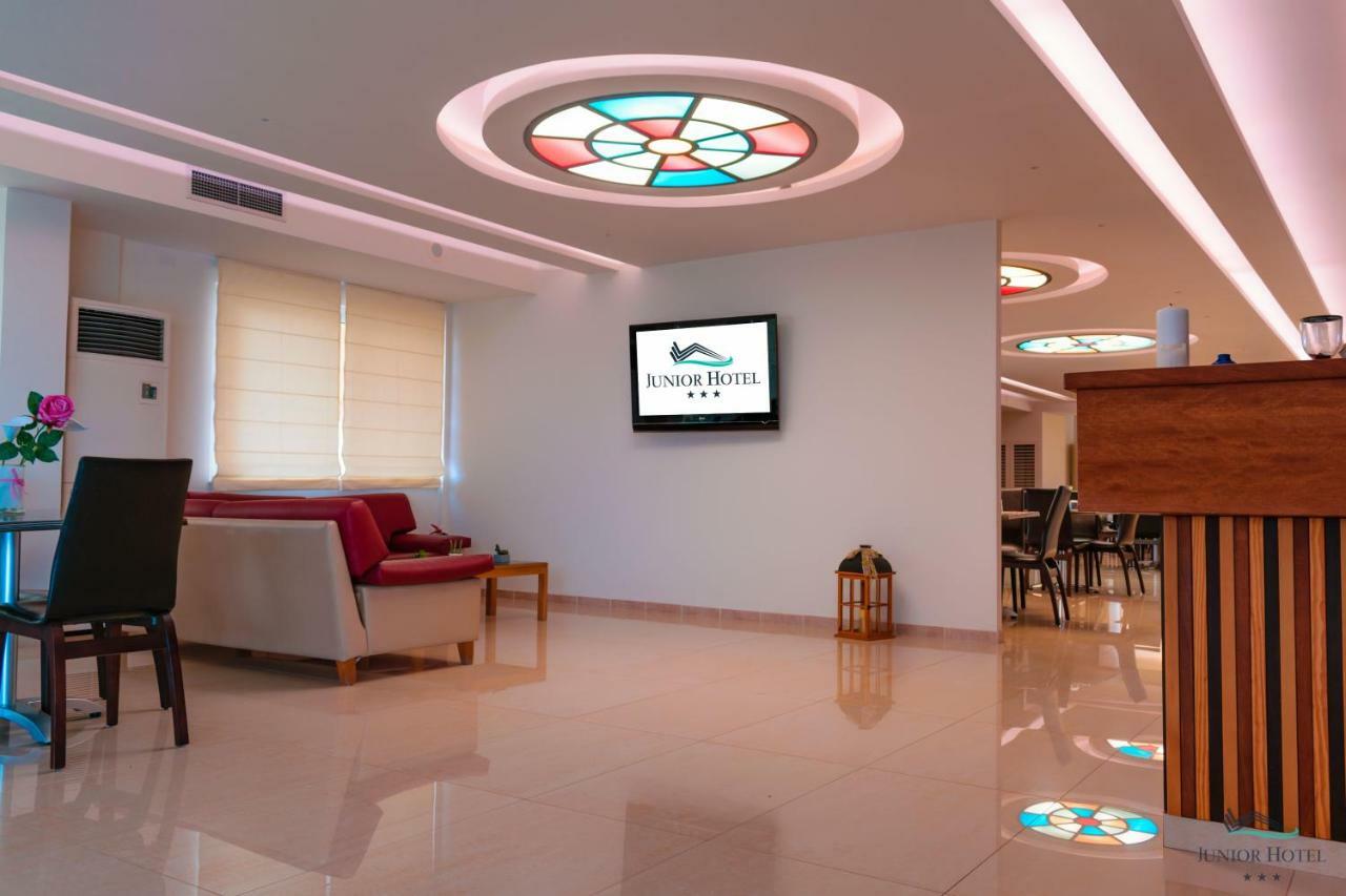 Junior Hotel Iria Exterior photo